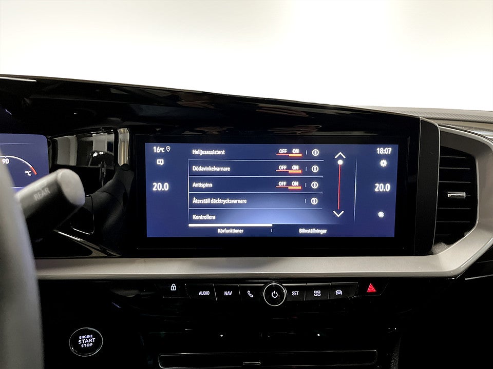 Bild på Opel Mokka Ultimate 1.2 Turbo 130hk Aut B-KAMERA ALCANTARA