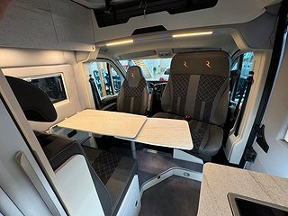 Husbil-halvintegrerad Robeta Ares 165HK 19 av 31