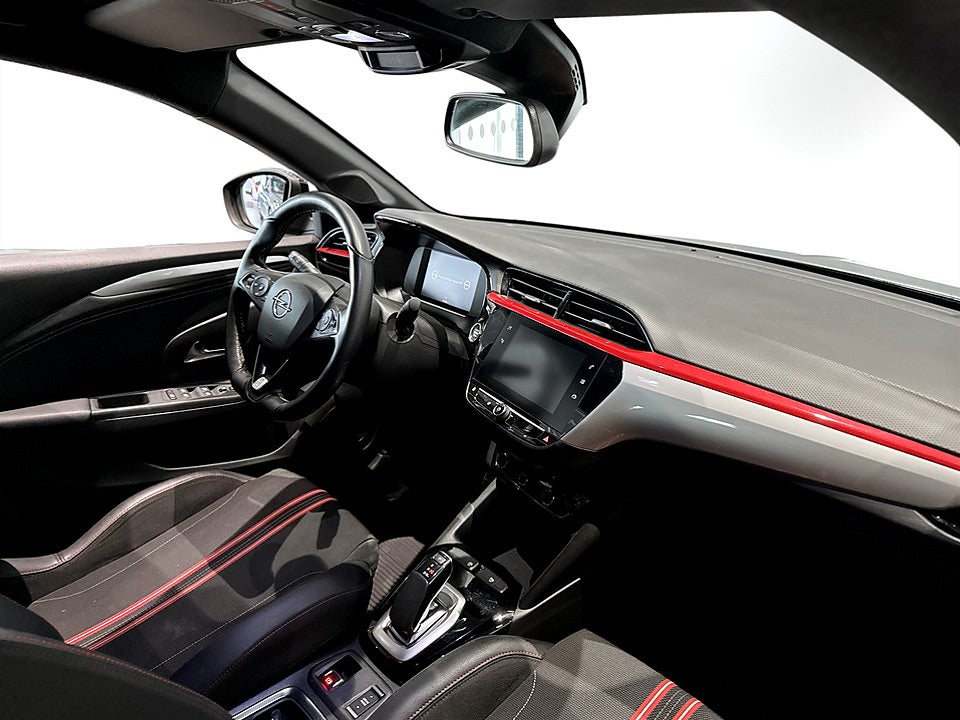 Bild på Opel Corsa-e GSI 50kWh 136hk Aut B-KAMERA CARPLAY