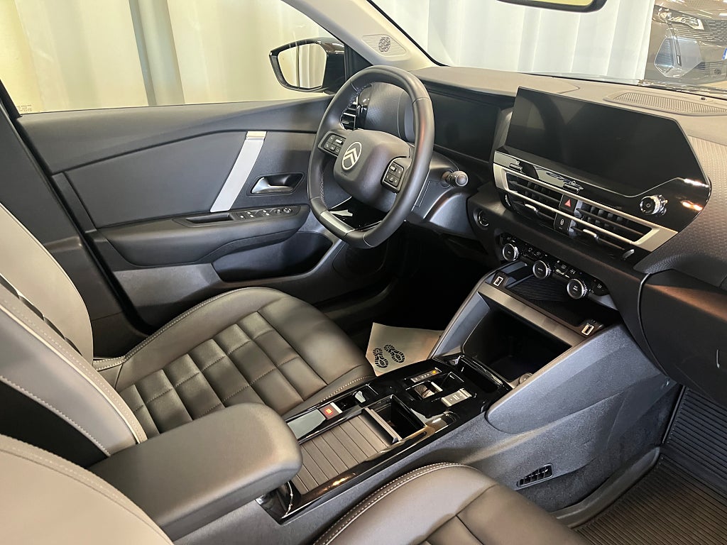 Citroën C4 Max Hybrid 145 Aut thumbnail
