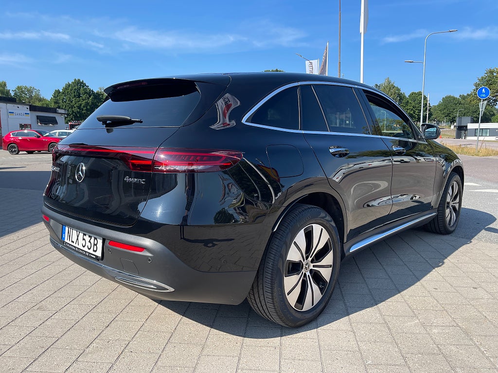 Mercedes-Benz EQC 400 4MATIC 408 hk