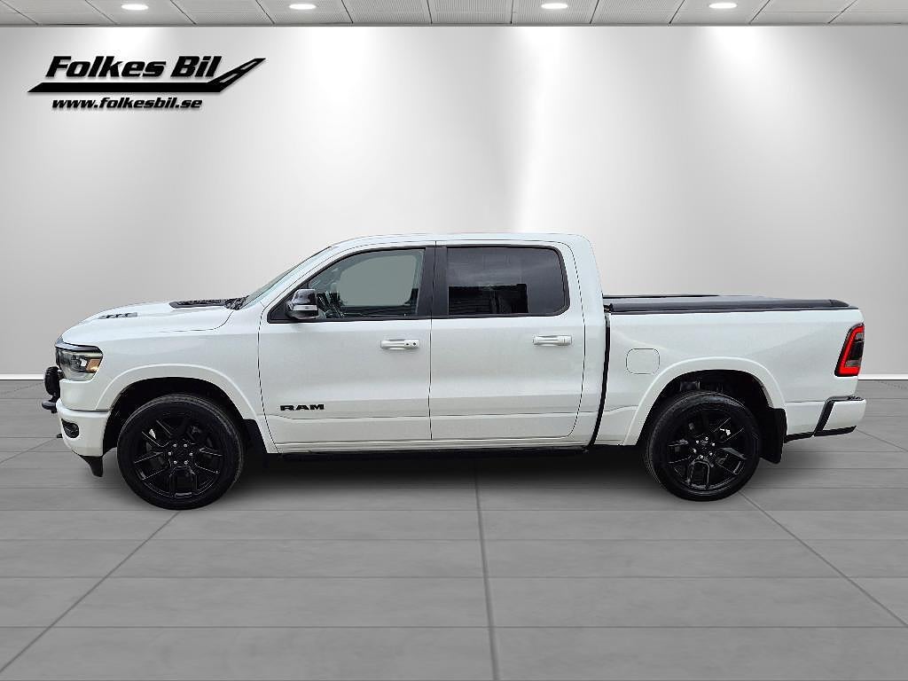 Dodge RAM 1500 Laramie Night Edition V8 HEMI Multilucka Decked.