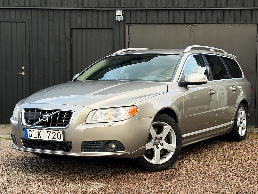 Volvo V70 T6 AWD Geartronic Summum, fullutrustad. 2 ägare, Drag m