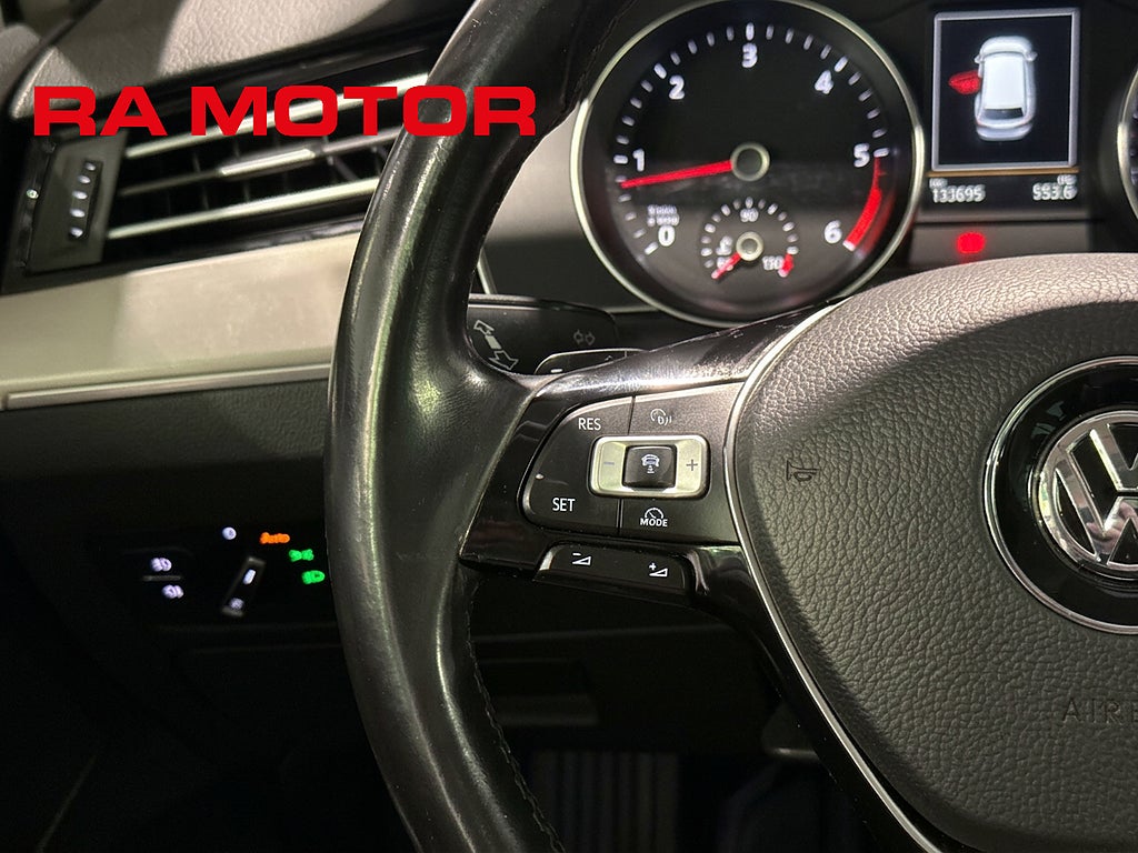 Volkswagen Passat SC 2.0 TDI 4Motion GT | Pano | Kamera | Drag | Värmare
