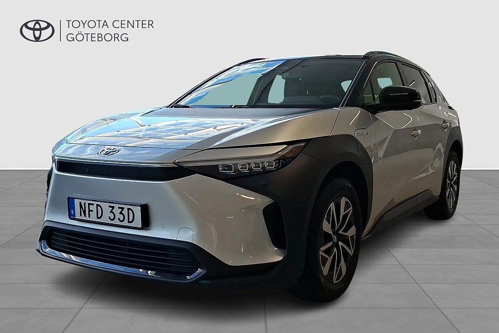 Toyota bZ4X 2WD STYLE PREMIUMPAKET PANORAMAGLASTAK BI-TONE