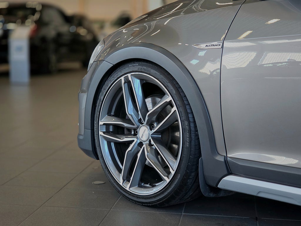 Volkswagen Golf Alltrack 2.0 TDI 4Motion / Drag / Rattvärme / Dieselvärmare