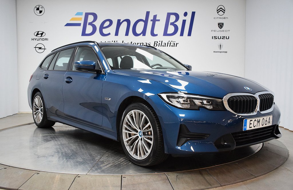 BMW 330e Touring Model Sport/Drag  HiFi / 1 ägare / Leasebar