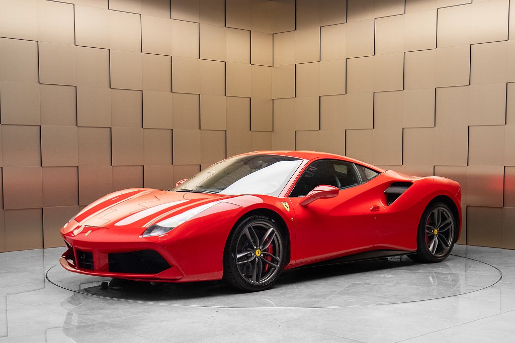 Ferrari 488 GTB GTB 3.9 V8 F1 DCT / Kolfiberstolar / Sportavgassystem