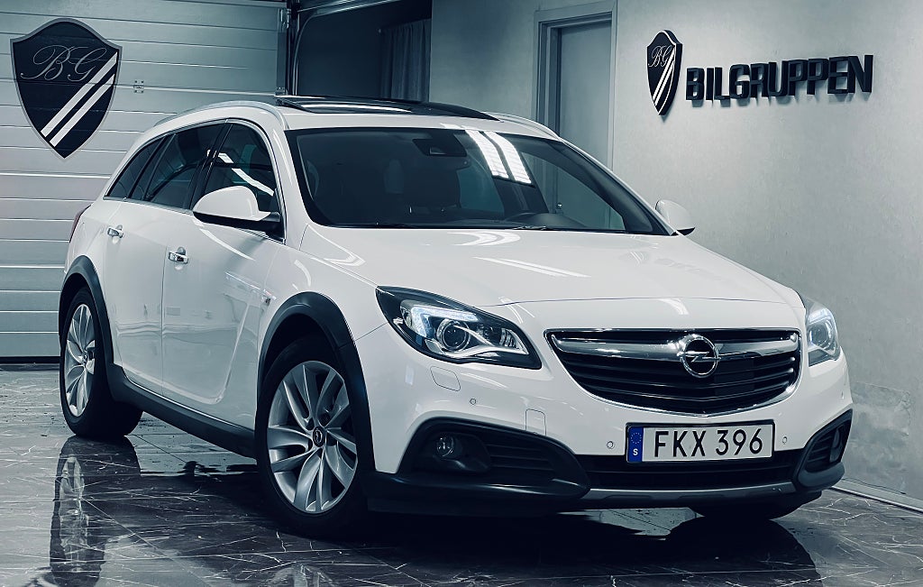 Opel Insignia Country 2.0 CDTI 4x4|Kamera|D-värmare|Panorama