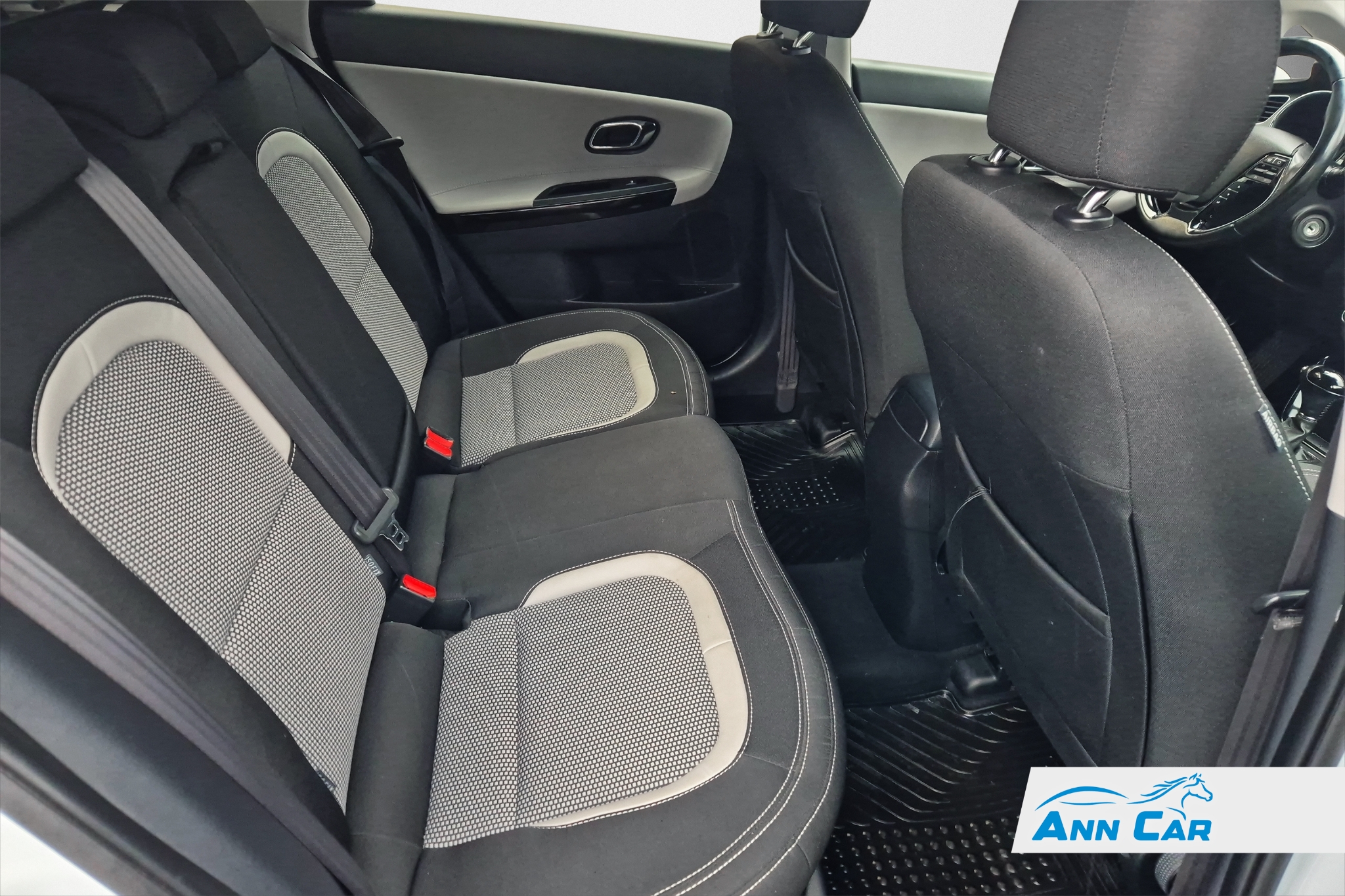 Kia Ceed 1.6 CRDi 128 2014, bild 7/10