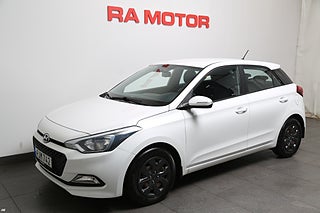 Halvkombi Hyundai i20 1 av 23