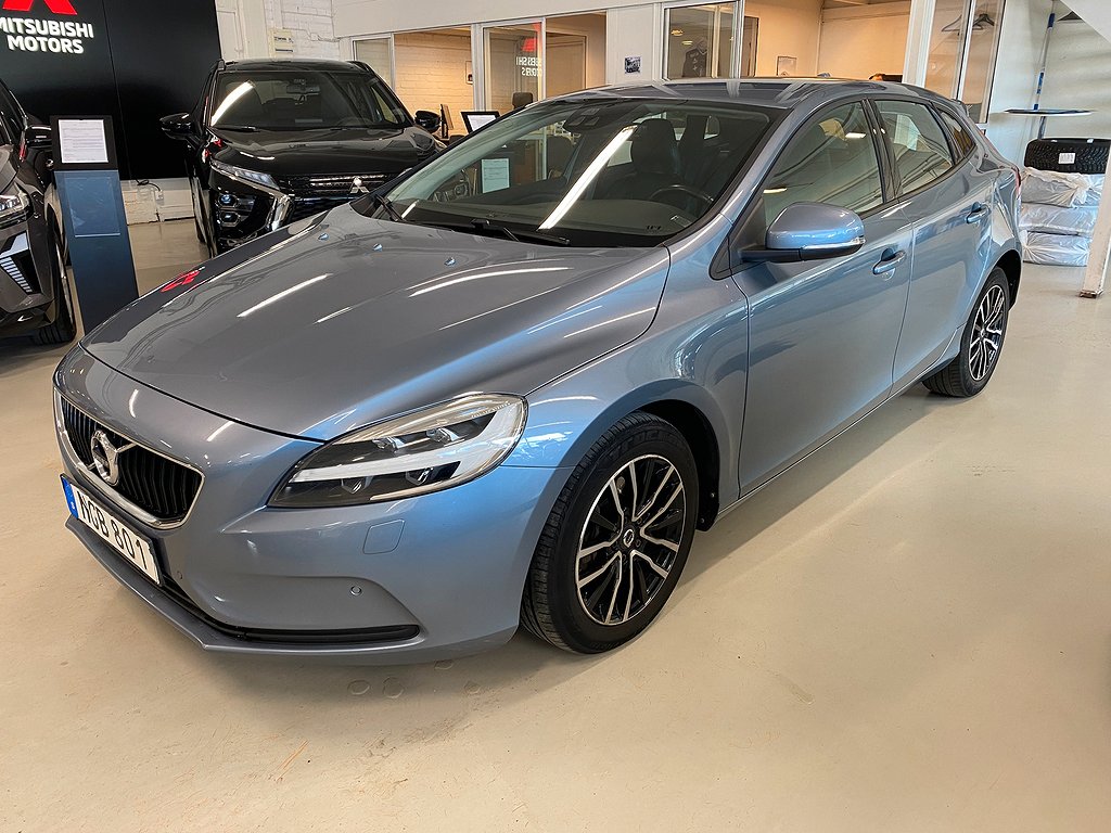 Volvo V40 D4 Momentum 190hk Automat. Vinterhjul!