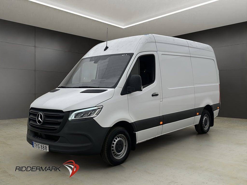 Mercedes-Benz Sprinter L2H2 317 Värm Drag B-Kam CARPLAY Moms