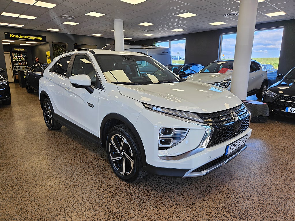 Mitsubishi Eclipse Cross PHEV 2.4 MIVEC S-AWC Fleet Edition MOMS