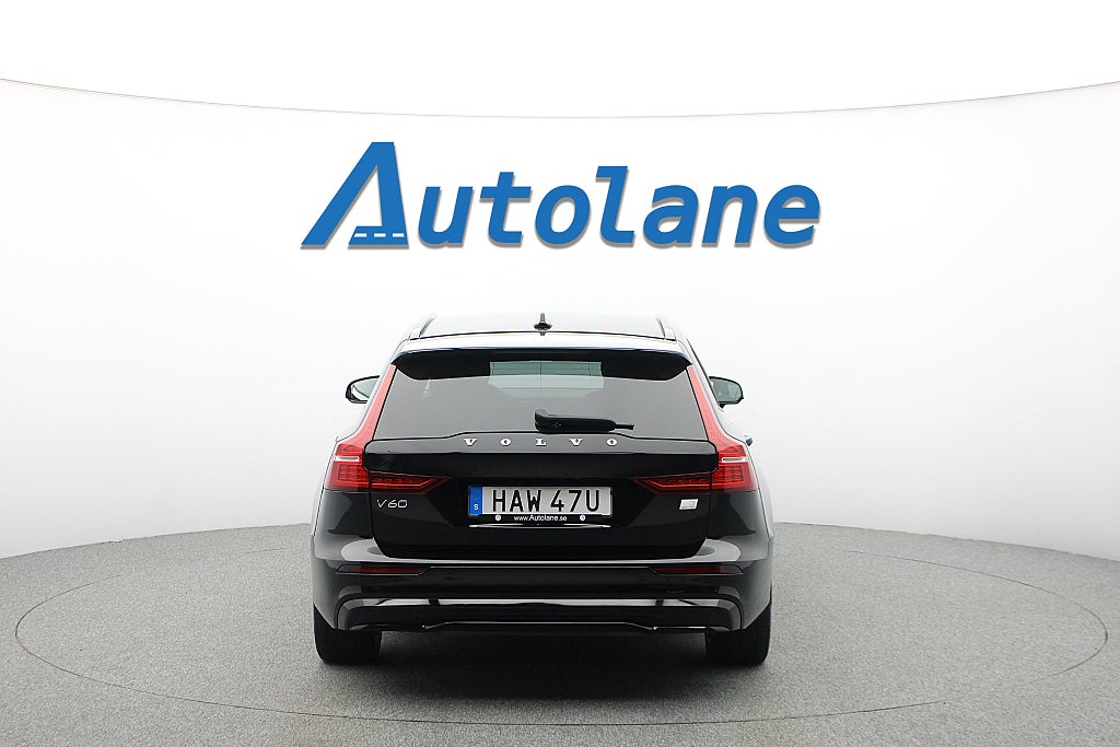 Volvo V60 Recharge T6 AWD Plus Dark, B-Kamera, Drag, Skinn, 398hk
