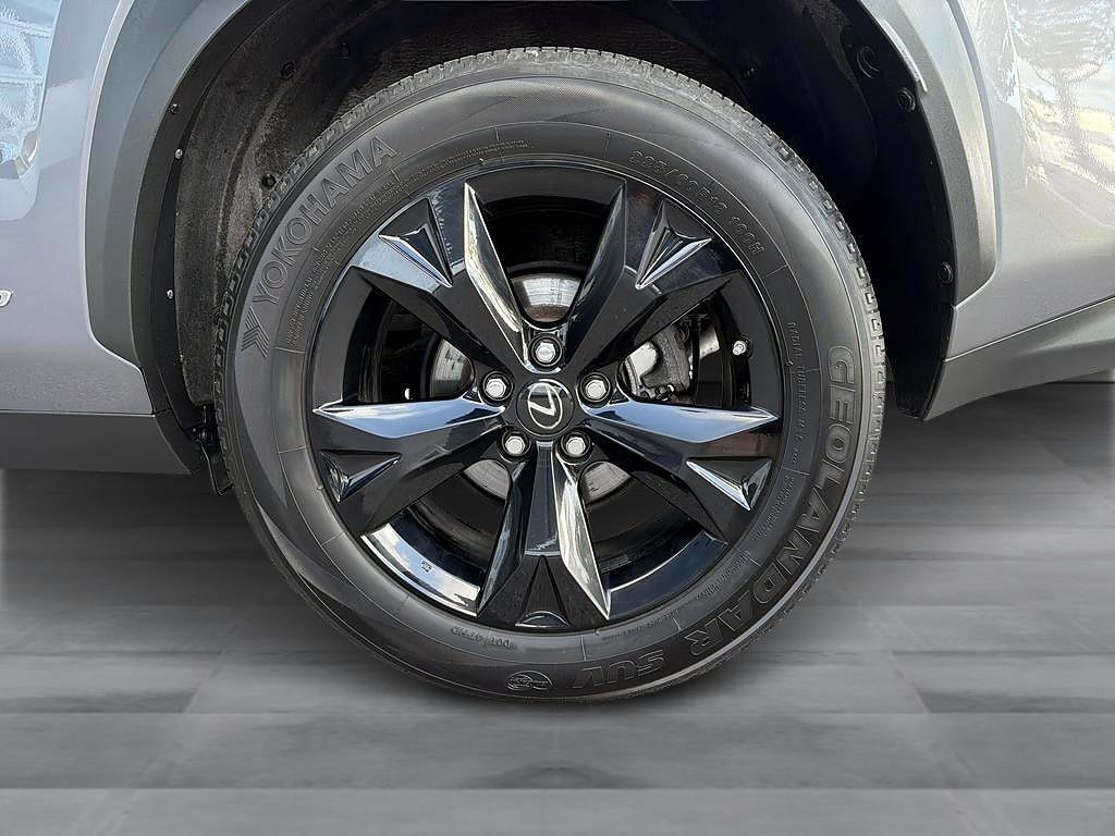 Lexus NX300h 2017 - miniatyr 11