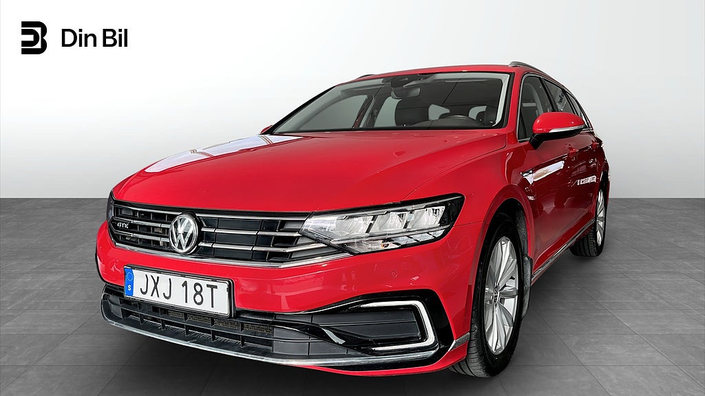 Volkswagen Passat Sportscombi GTE Drag/Värmare/Backkamera