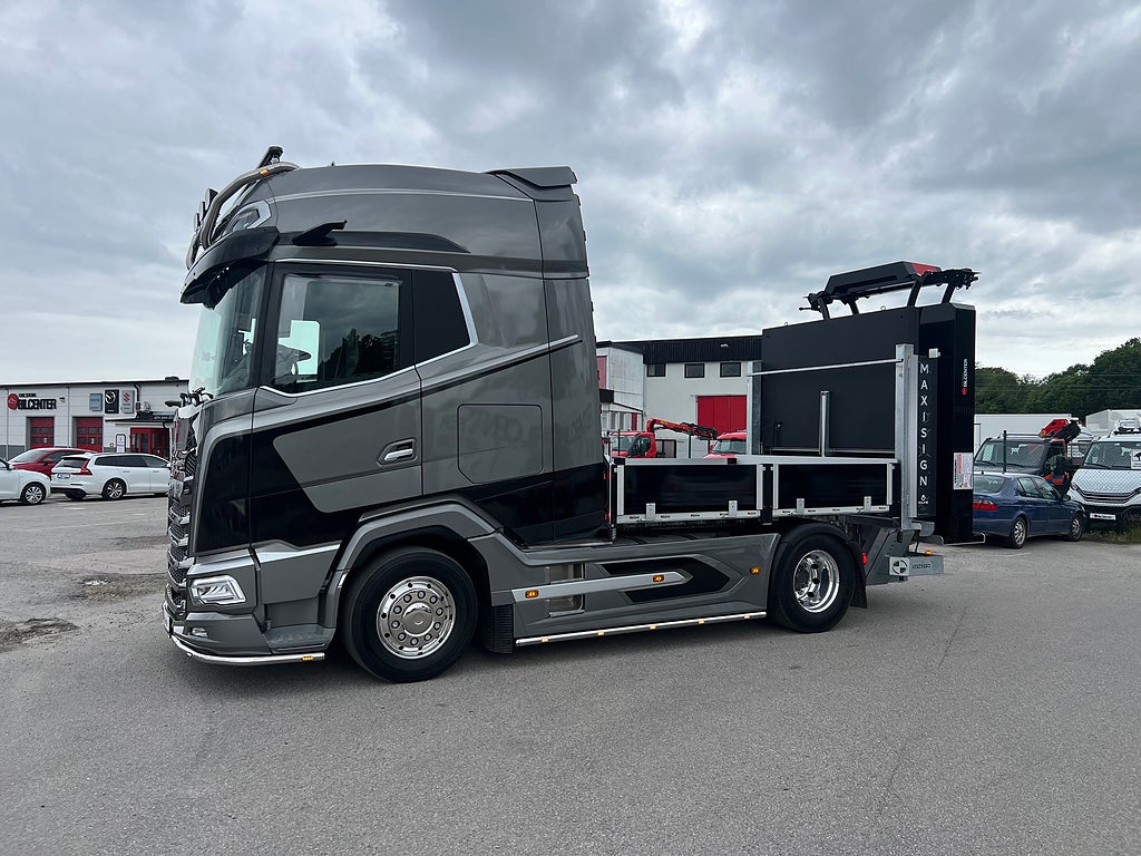 DAF XG+ 530 4x2 TMA Bil MaxiSign Online & Verdegro