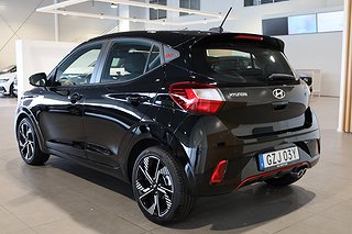 Halvkombi Hyundai i10 3 av 21