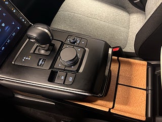 Mazda MX-30 Plug-In Hybrid R-EV Kamera/Rattvärme/Värmare/SoV-Däck