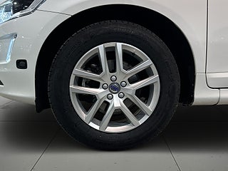 Volvo XC60 D4 AWD Classic Dvärm Kamera Rattvärme GPS Drag S/V-hjul