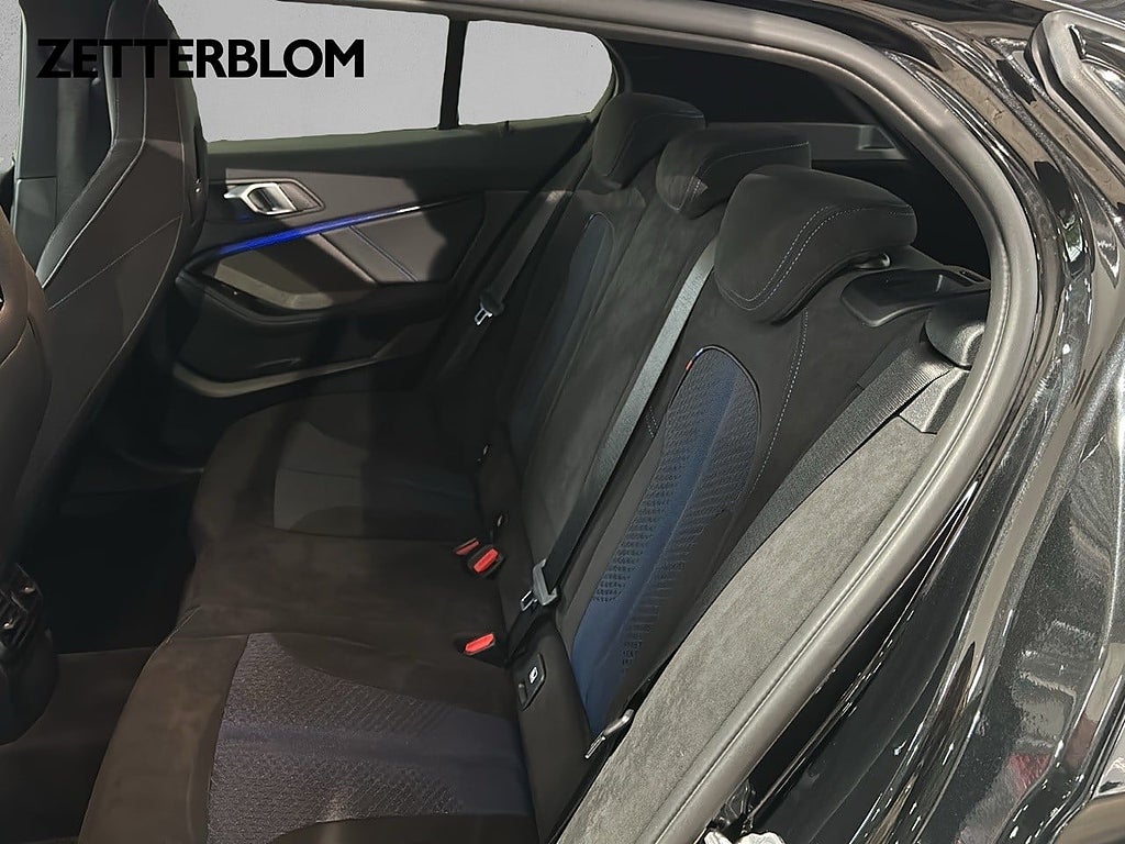 Halvkombi BMW M135i 9 av 23