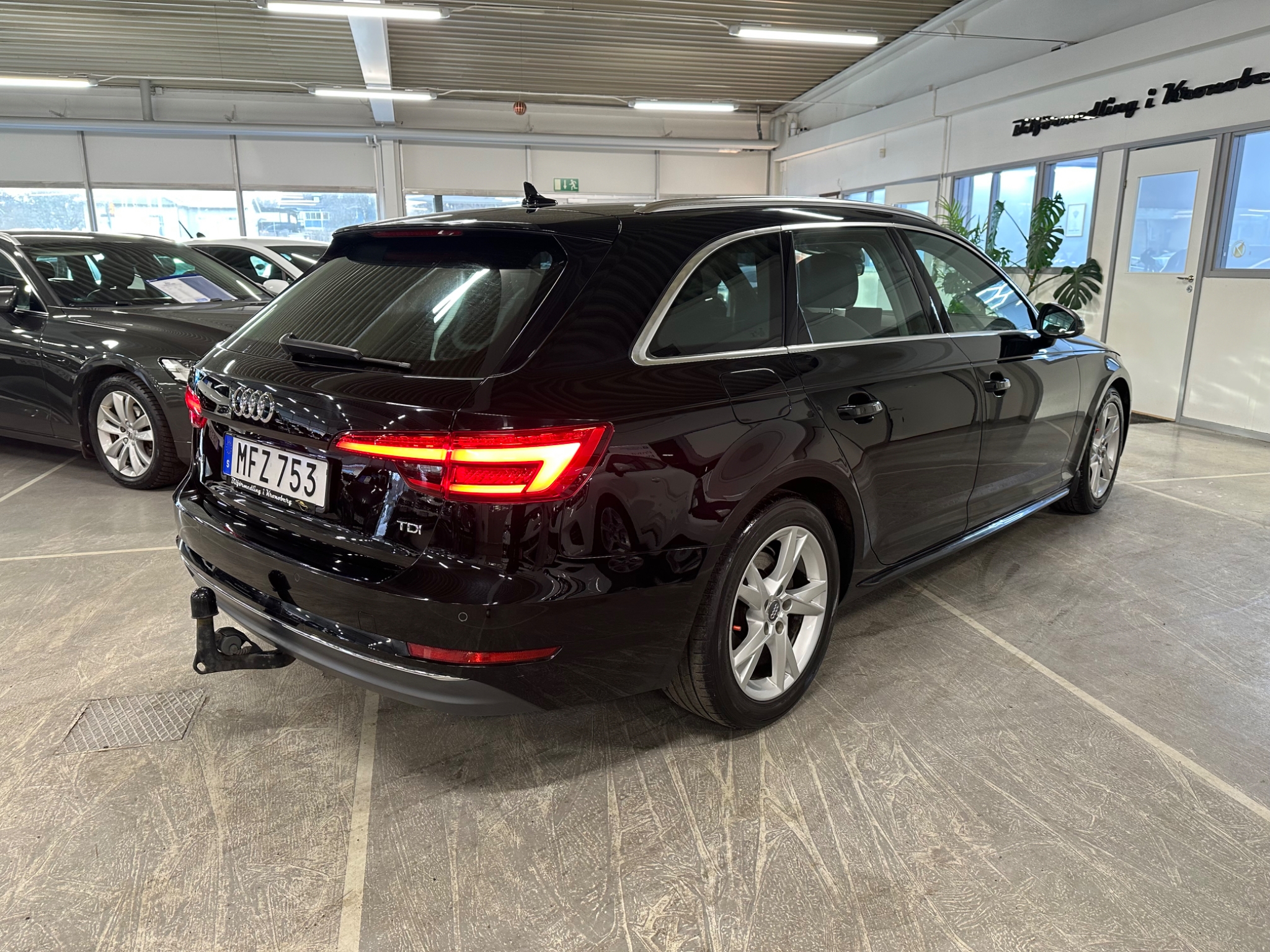 Audi A4 2016, bild 3/39
