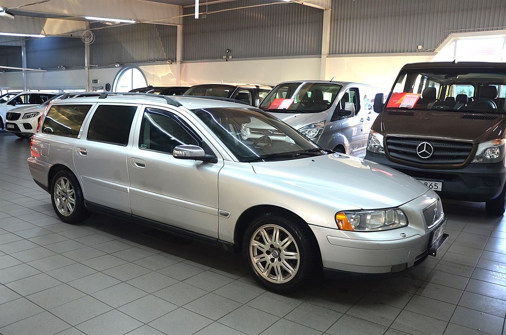 Volvo V70 2.4 Automatisk, 170hk Dynamic Edition