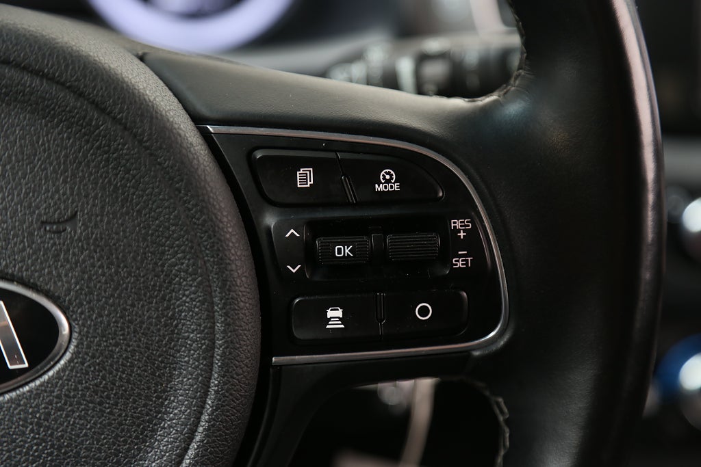 Kia Niro P-HEV 141hk Advance Plus Aut Extraljus Motorv Dragkrok 2019