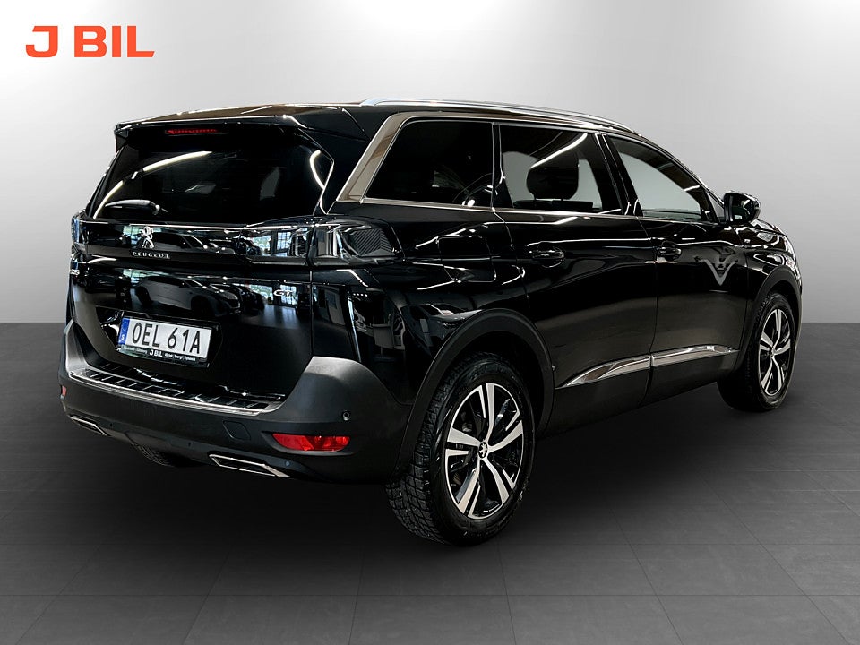 Bild på Peugeot 5008 GT 1.2 PT 130hk Aut 7-SITS B-KAMERA CARPLAY