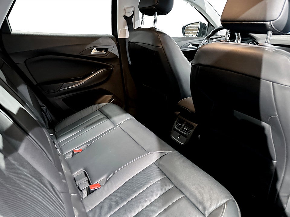 Bild på Opel Grandland Ultimate X 1.6 AWD PHEV 300hk Aut KAMPANJRÄNTA 3,99%