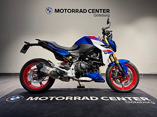 BMW F900R/Ord pris: 138.395kr/Nu: 127.900kr/100mil/Sport