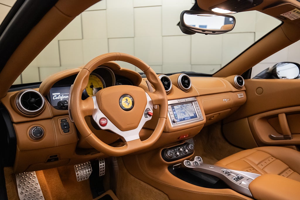 Ferrari California 460hk / Sv.Såld / MagneRide / 20"