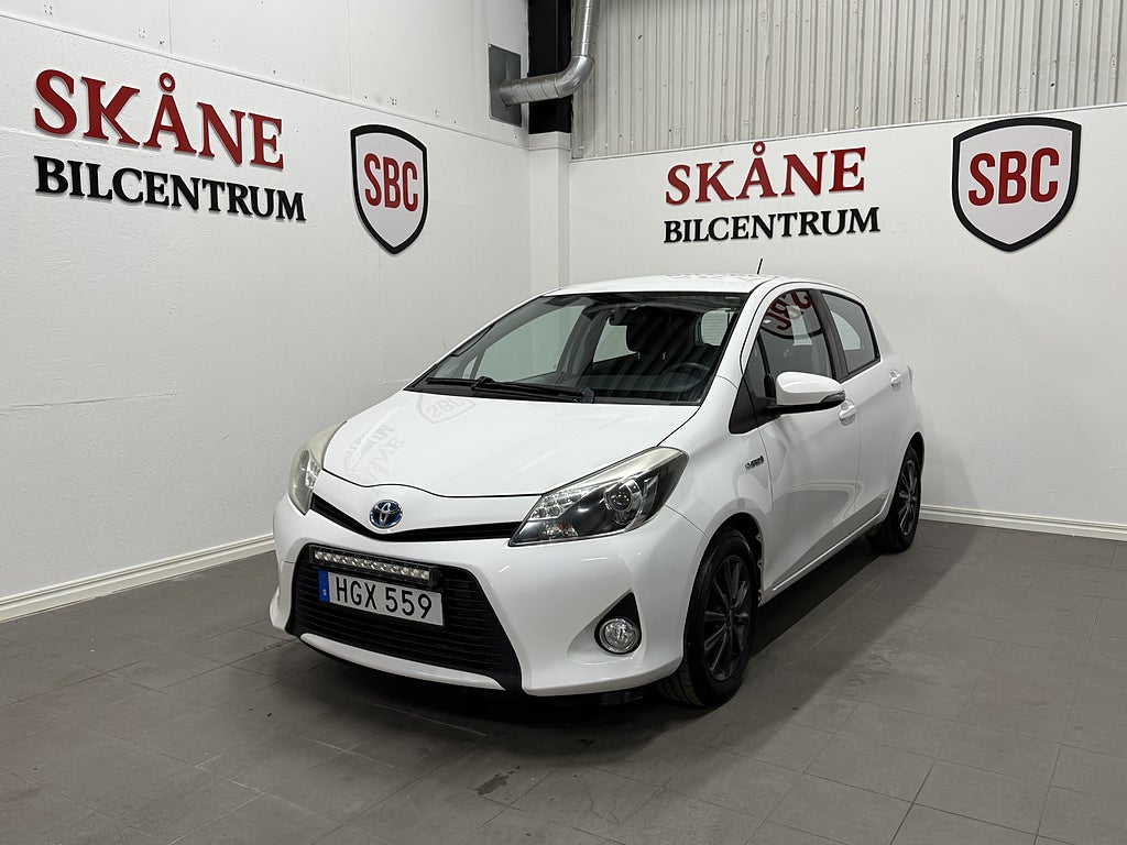 Toyota Yaris Hybrid e-CVT Active/Nyservad