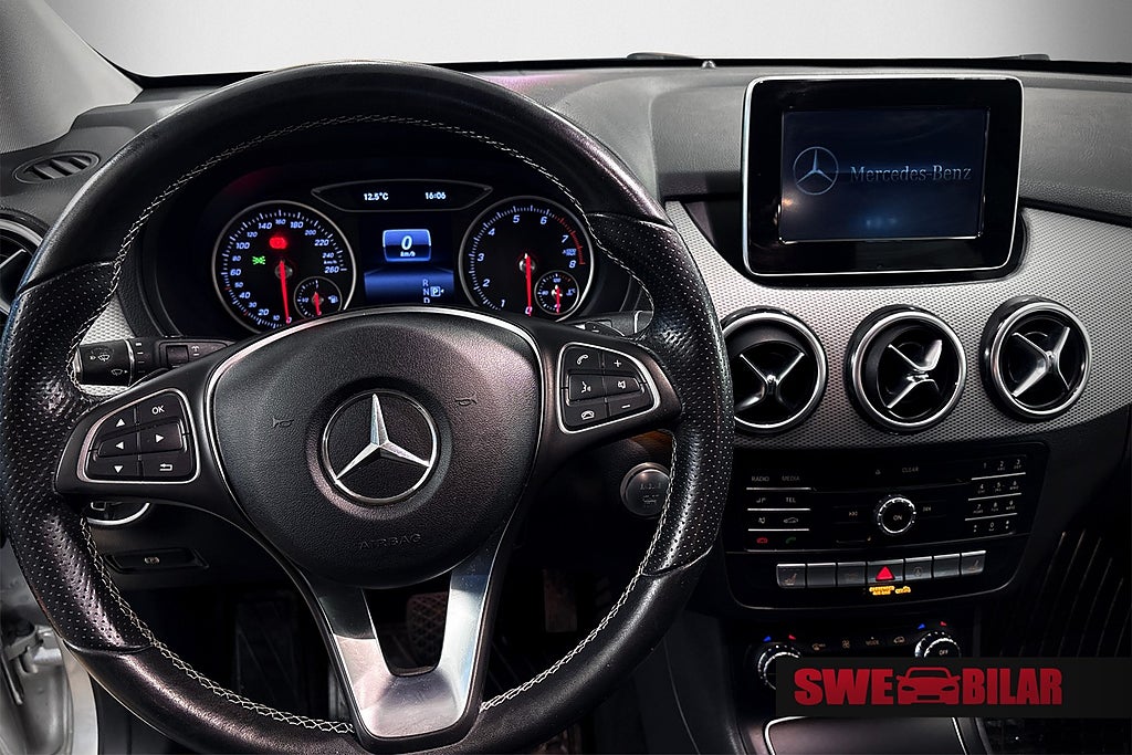 Mercedes-Benz B200 2018 - miniatyr 15