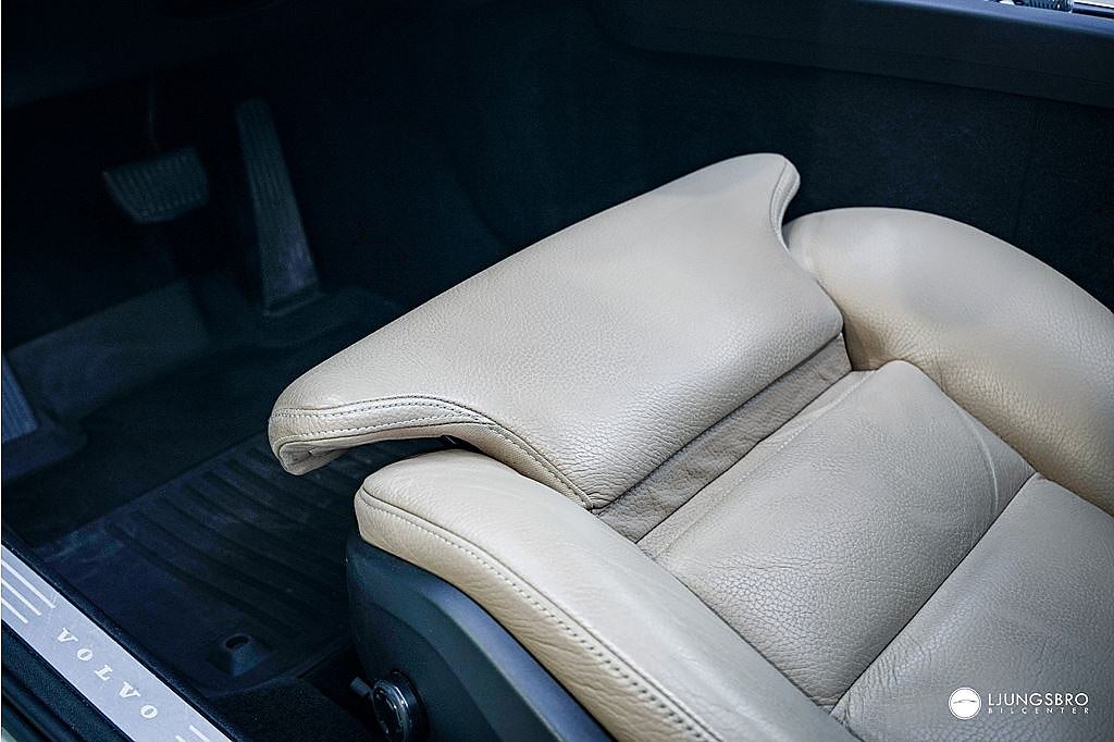 Volvo V60 D4 Inscription 190hk / Brun Läder / Pano / B-Kamera