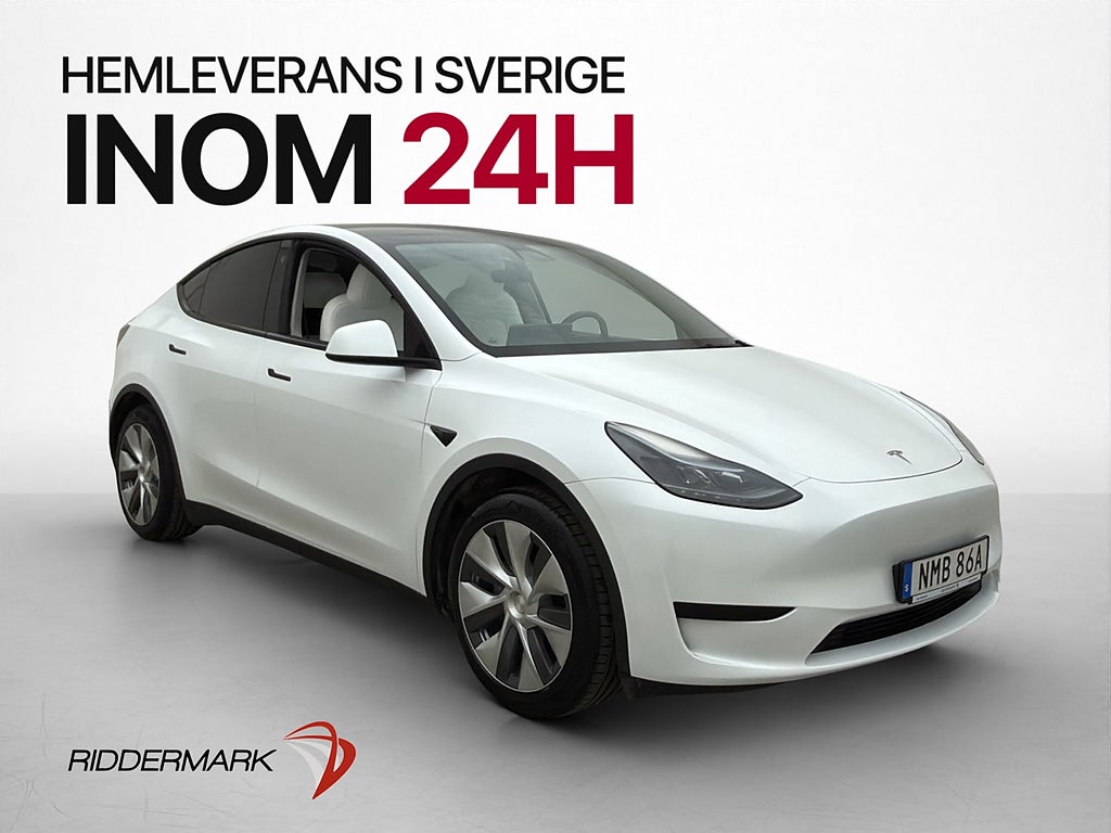 Tesla Model Y Standard Range Ljus Interiör Moms Pano Drag