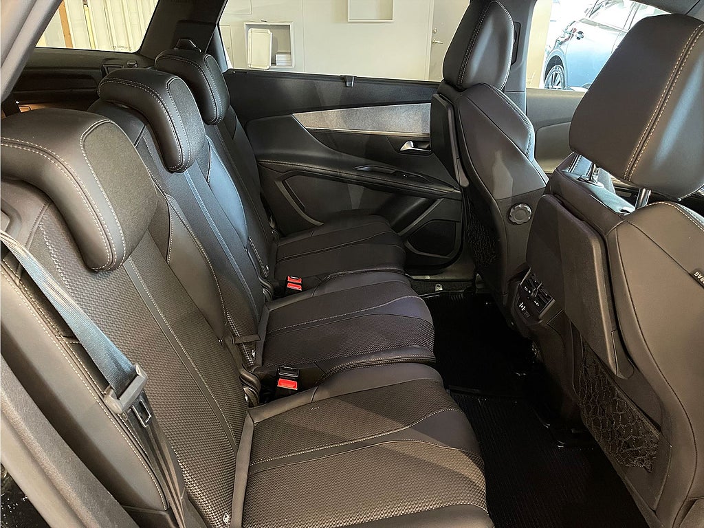 Bild på Peugeot 5008 GT 1.2 PT 130hk Aut - BACKKAMERA, CARPLAY