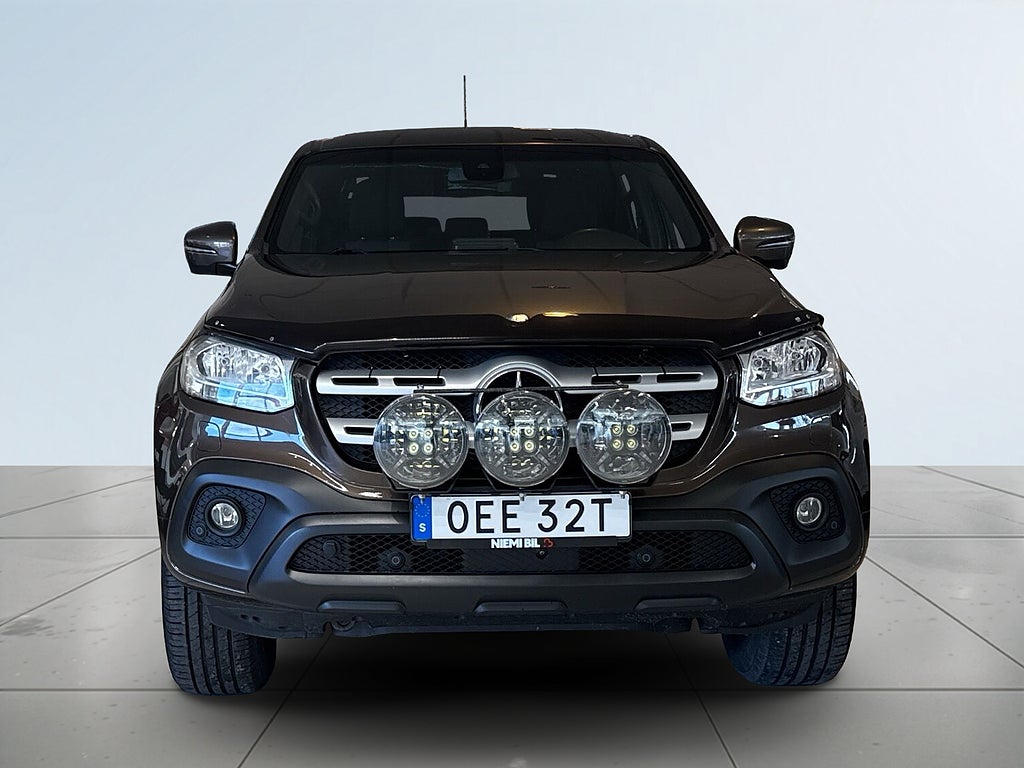 Mercedes-Benz X 250 190hk AWD Drag 360°kamera Mvärmare Navi Kåpa S&V-däck