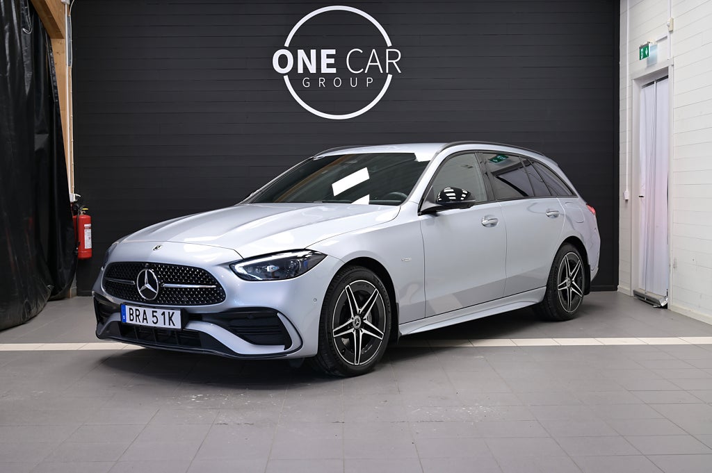Mercedes-Benz C 300 T d e 4MATIC AMG Burmester Adaptiv Keyless