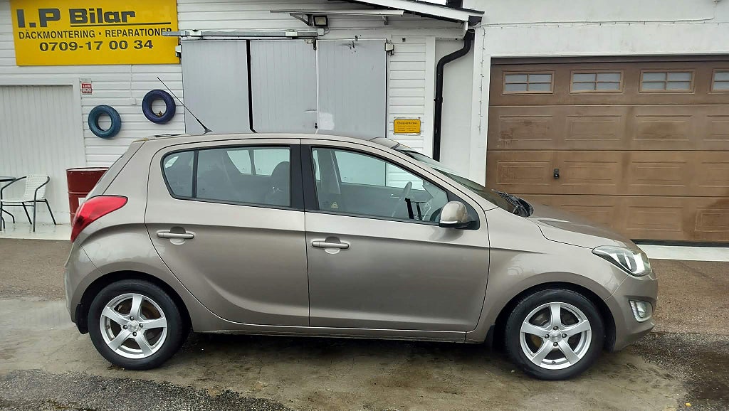 Hyundai i20