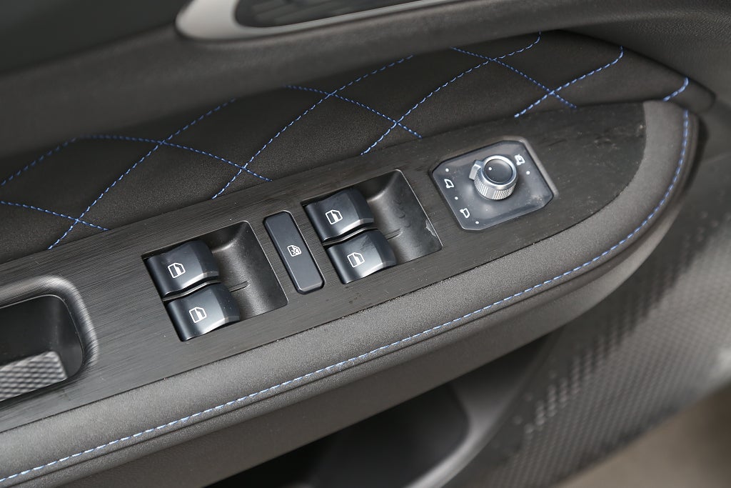 ORA Funky Cat 300 PRO 48 kWh Navi 360° CarPlay 1:a gång i trafik 202 2023