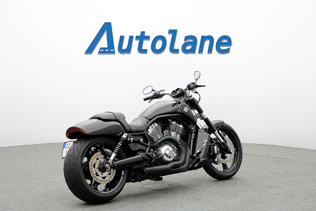 Harley-Davidson VRSCF V-Rod Muscle * Nytt framdäck Nyservad*