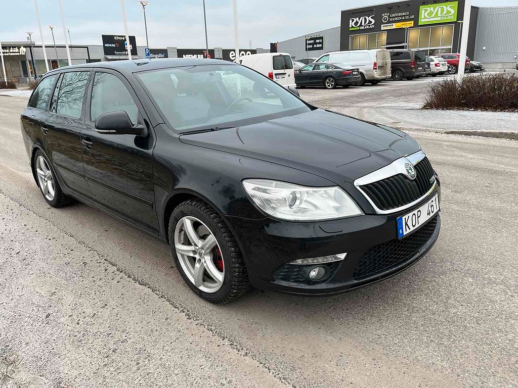 Skoda Octavia Combi RS 2.0 TSI RS Euro 5