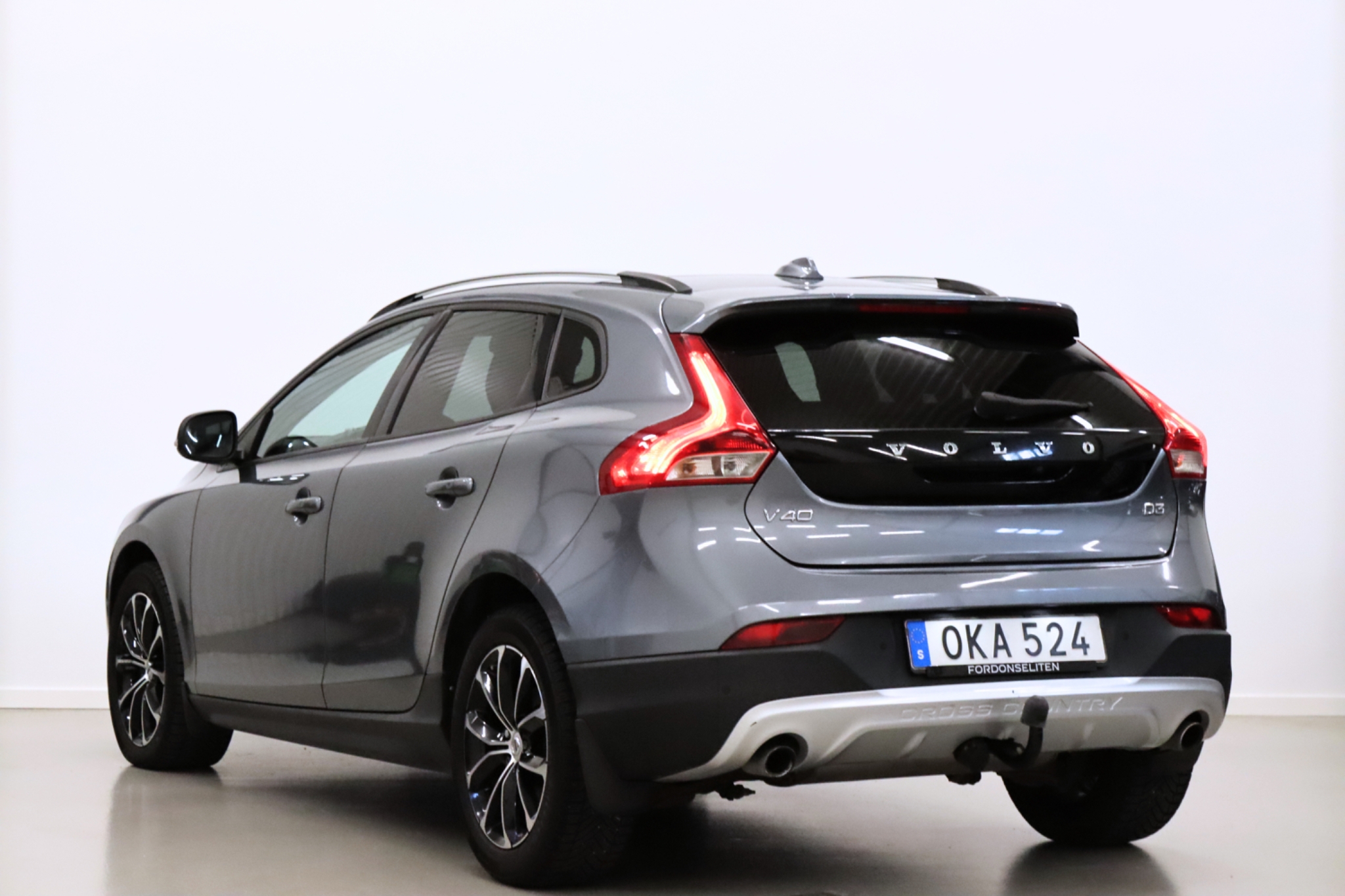 Volvo V40 Cross Country 2017, kuva 7/48