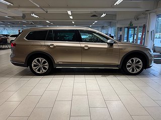 Volkswagen Passat Alltrack 2.0 TDI 4M Drag/Mvärm/Bkamera/S&V