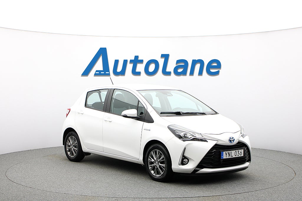 Toyota Yaris Hybrid e-CVT Active B-kamera, Låg skatt, MOMS 101hk