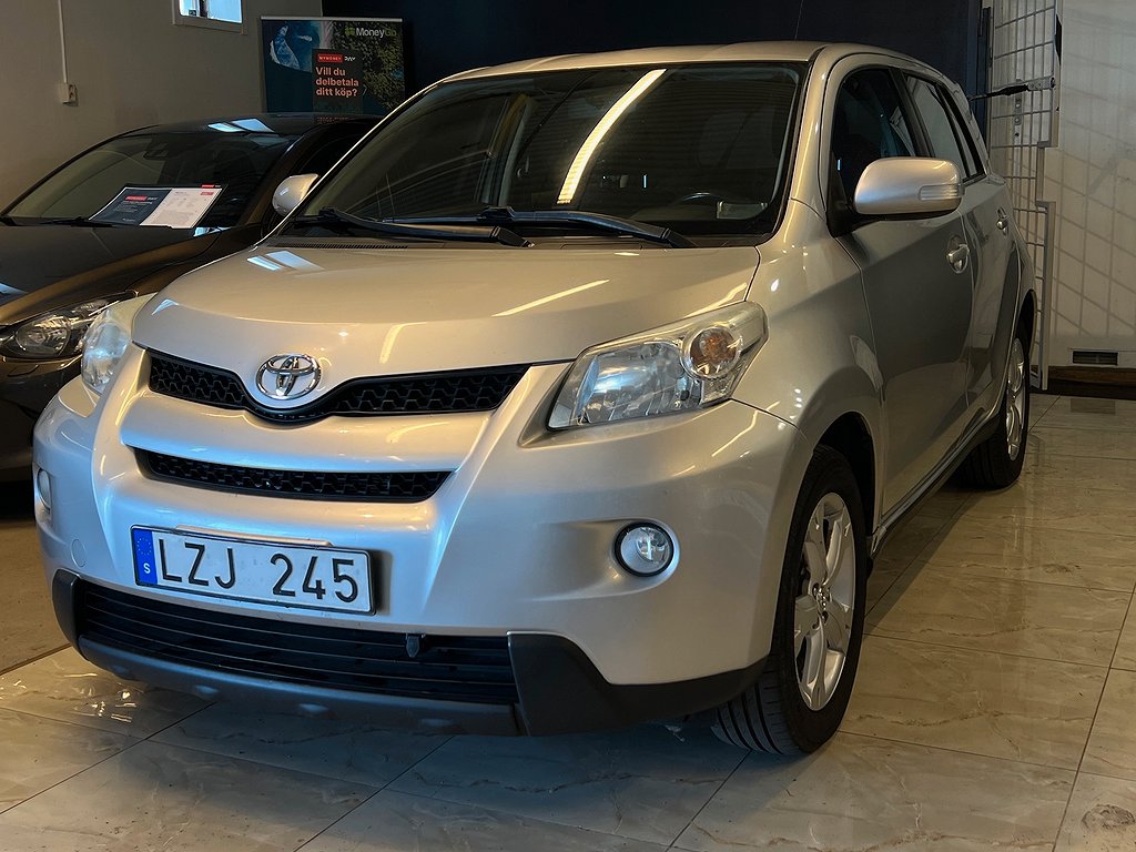 Toyota Urban Cruiser 1.4 D-4D AWD / Motorvärmare 