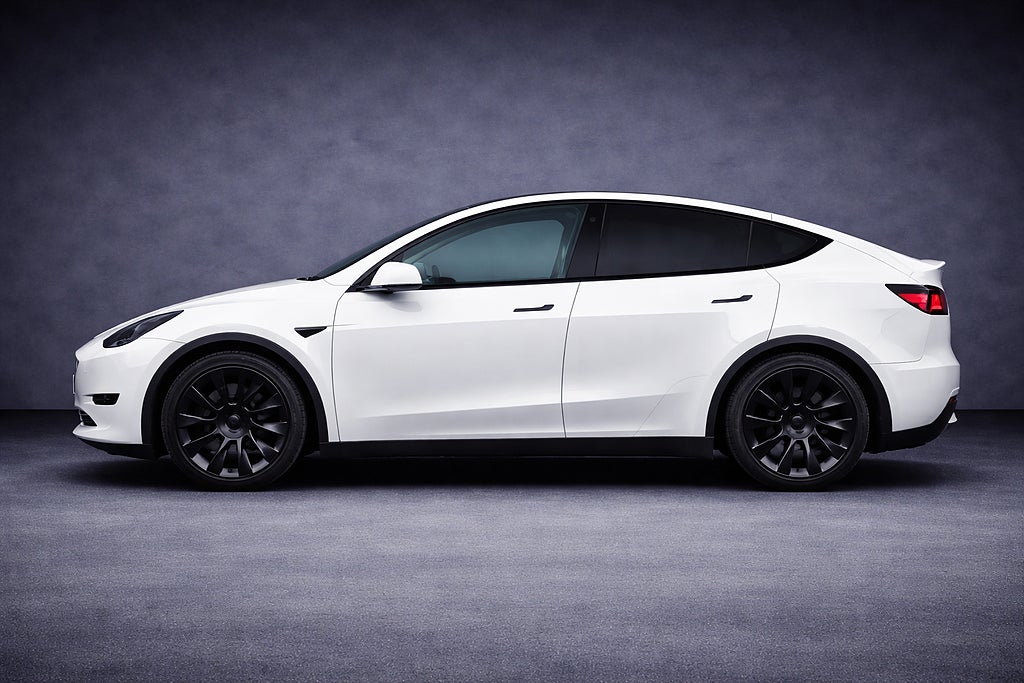 Tesla Model Y Long Range AWD/ Drag / Moms / Turbinfälgar 20 tum/ 