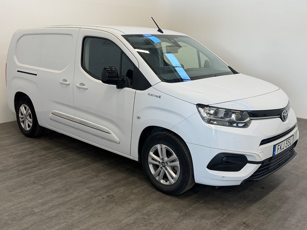 Toyota ProAce City Electric 50 kWh Professional L2 2xdörr Inredning